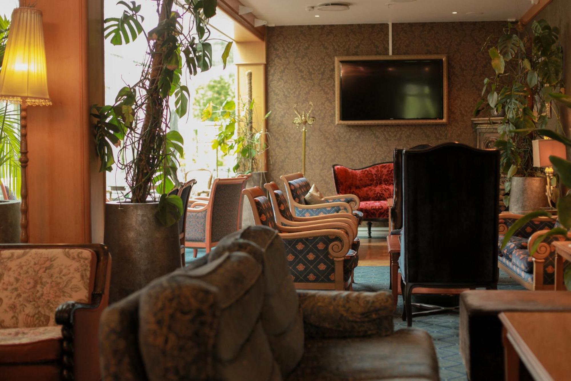 Losby Gods Manor Lorenskog Bagian luar foto