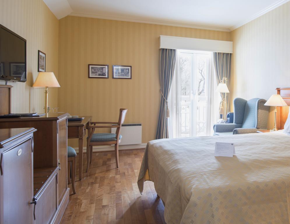 Losby Gods Manor Lorenskog Bagian luar foto