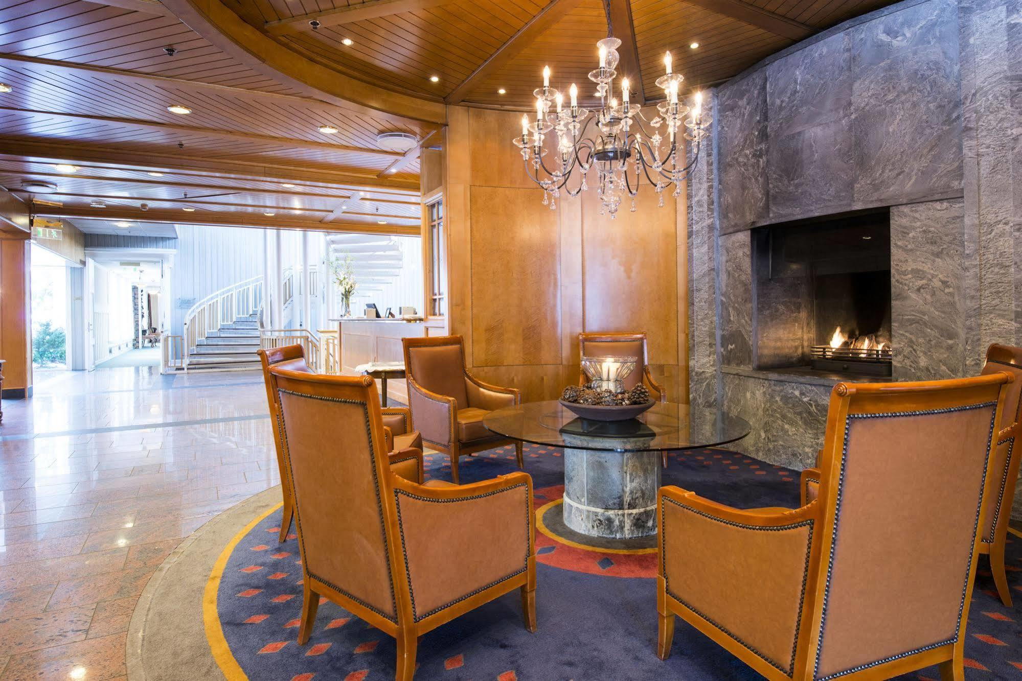 Losby Gods Manor Lorenskog Bagian luar foto