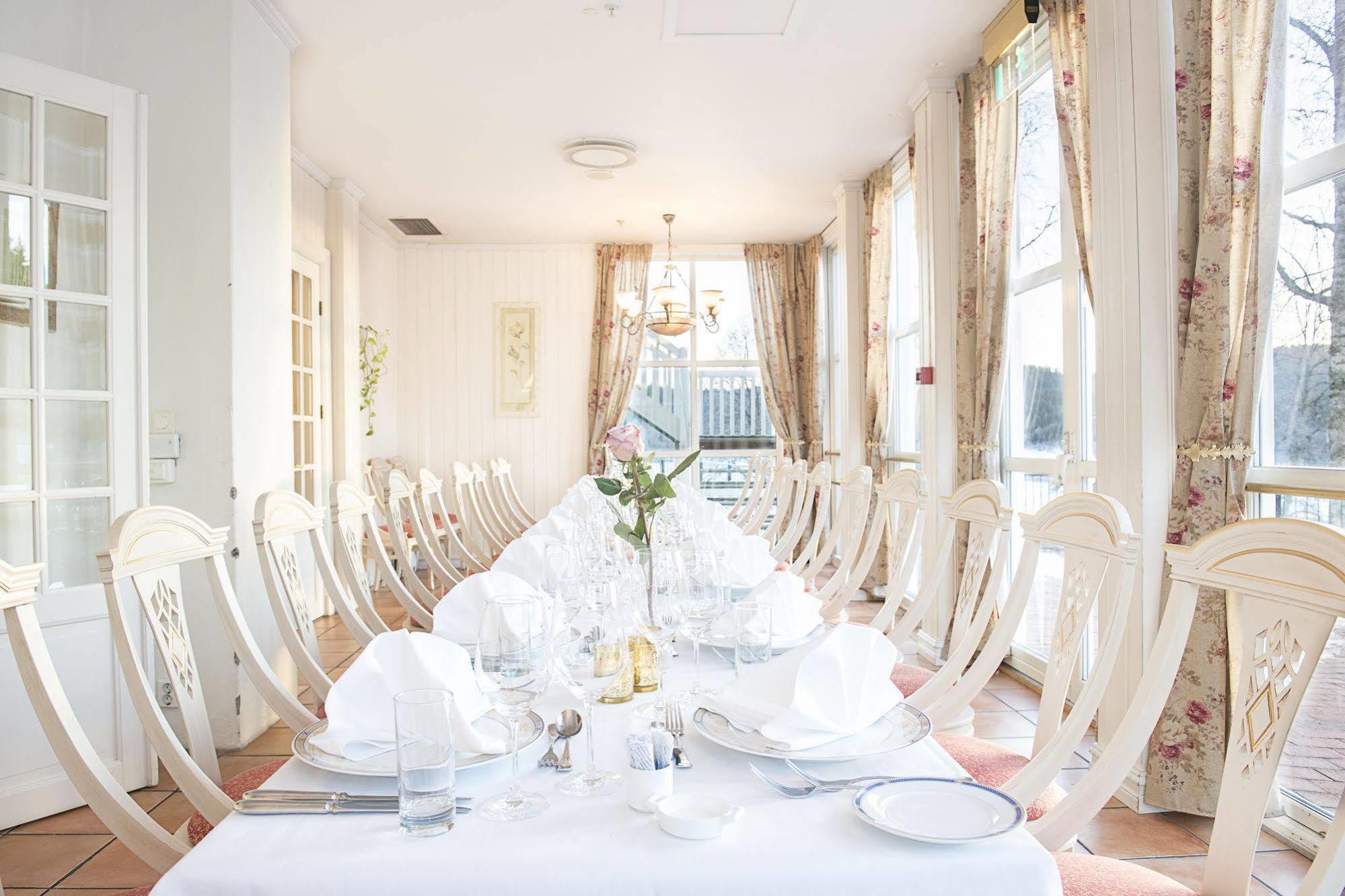 Losby Gods Manor Lorenskog Bagian luar foto